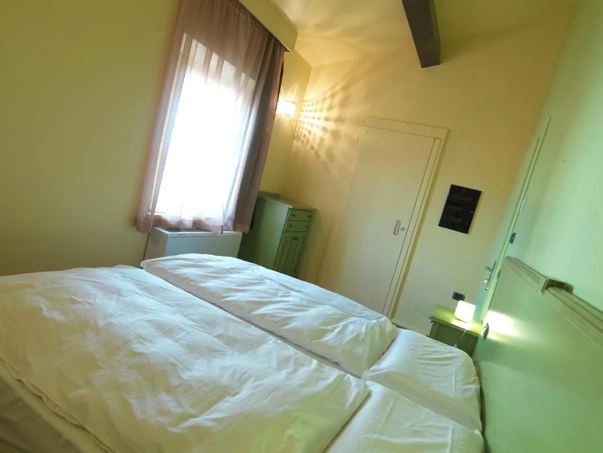 Empoli Hotel 3*,